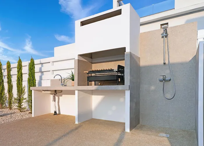 Elsa - Luxury In Pernera Ferienhaus Paralimni