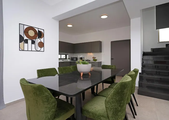 Ferienhaus Elsa - Luxury In Pernera *