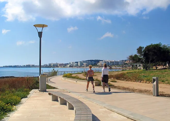 Elsa - Luxury In Pernera Paralimni