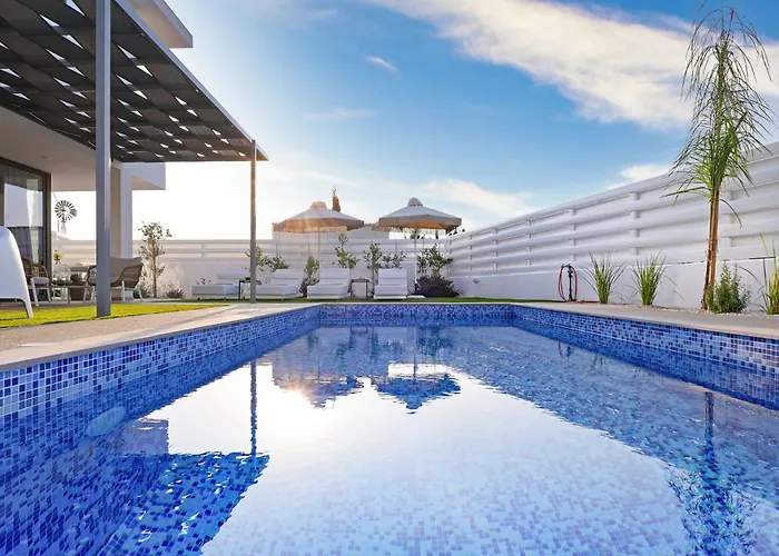 Holiday home Elsa - Luxury In Pernera *